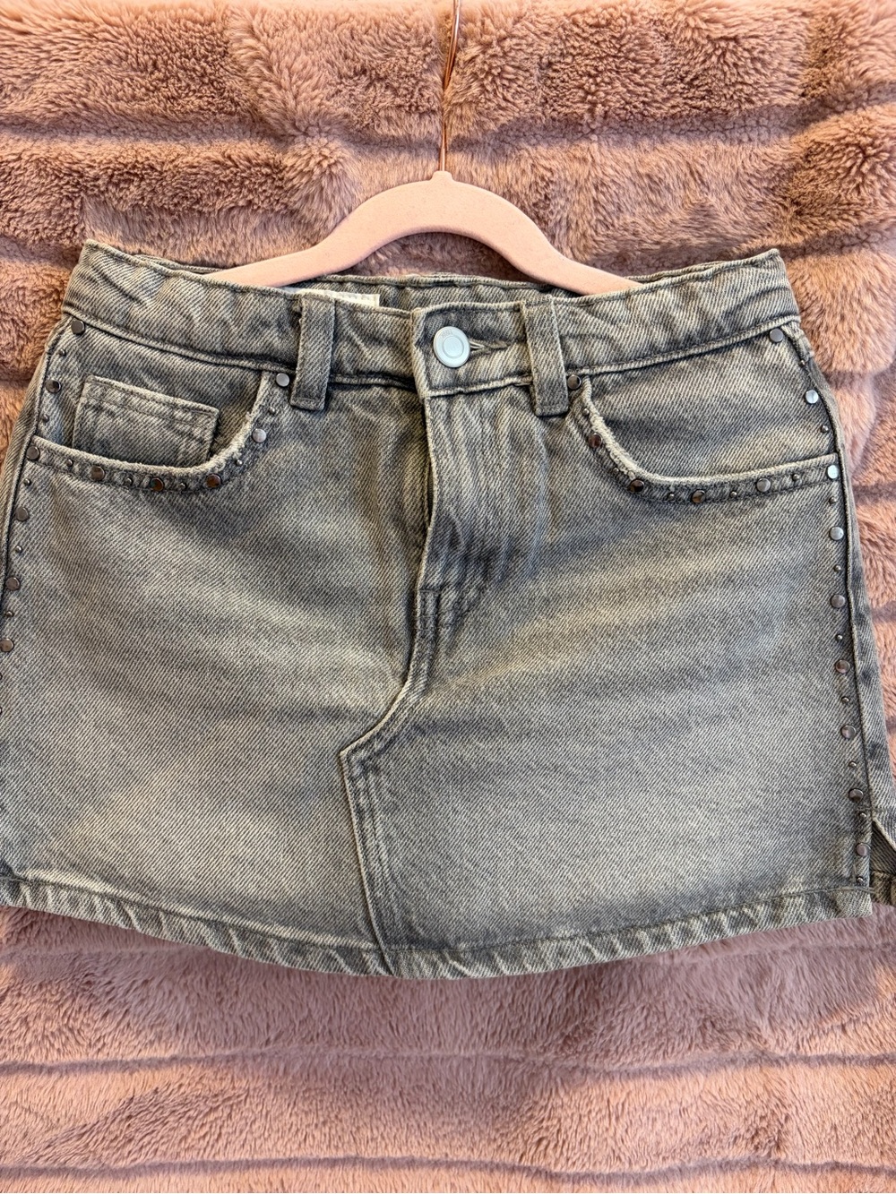 Zara Faded Light Gray Denim skort with Stud Accents